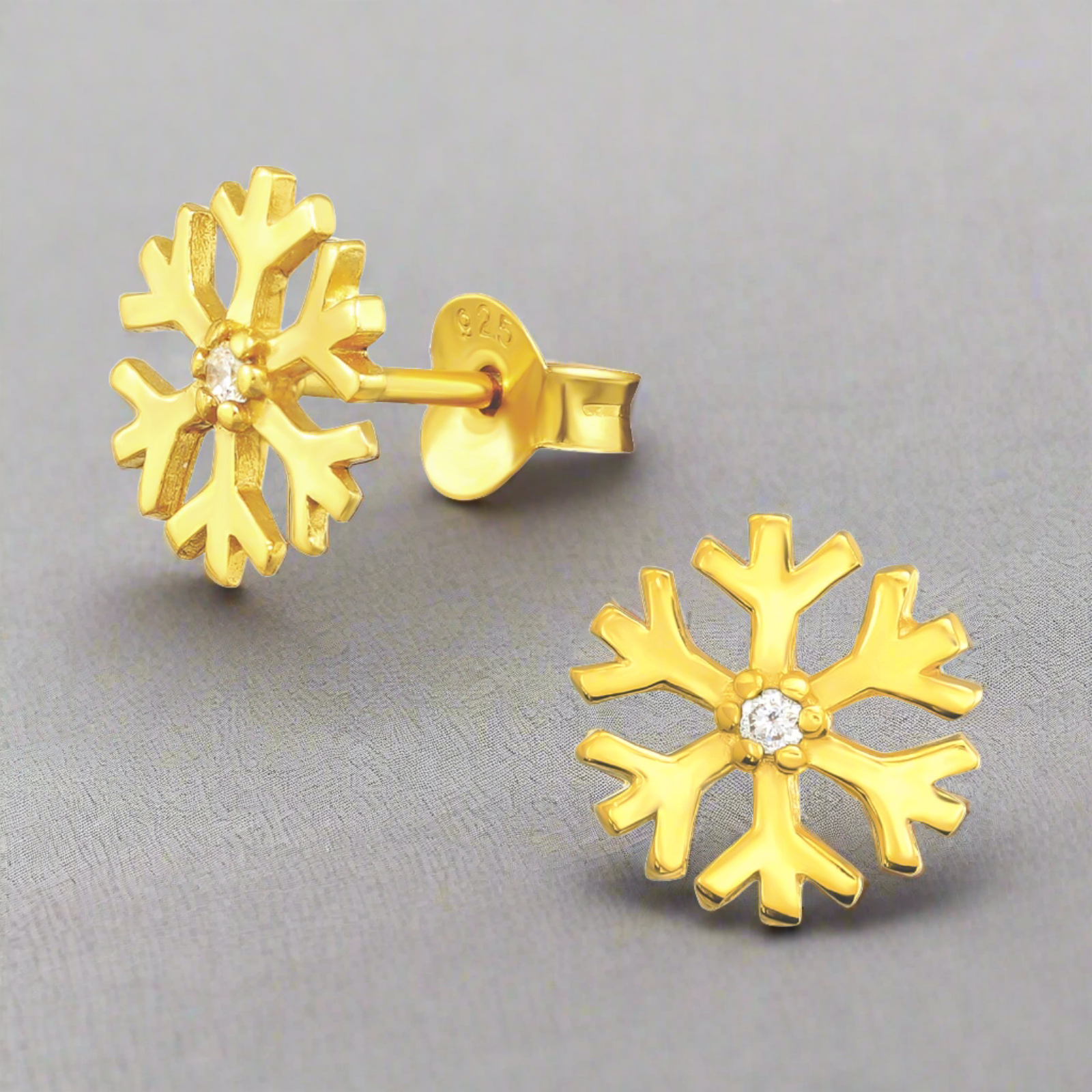 Cubic Zirconia Snowflake Ear Studs